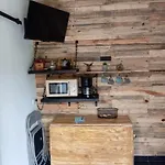 Bed & Breakfast La Guitoune - Clim, Parking Et Terrasses Privées, Entrées Indépendantes, 4*