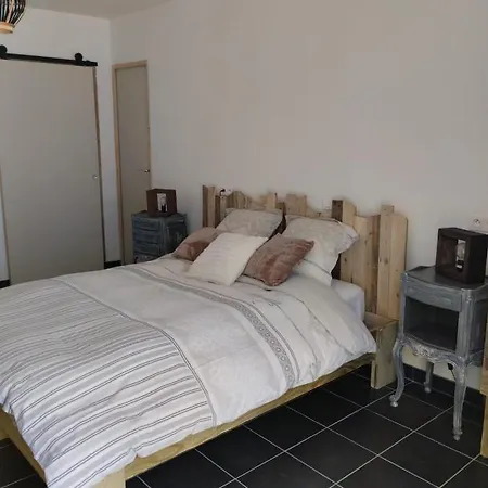 La Guitoune - Clim, Parking Et Terrasses Privées, Entrées Indépendantes, Bed & Breakfast