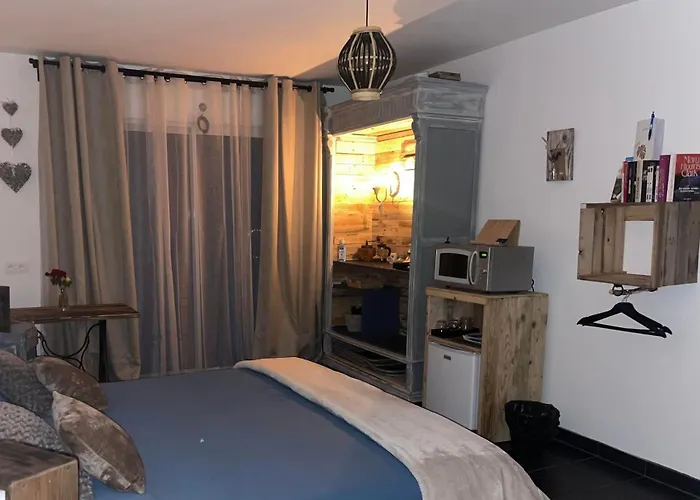 La Guitoune - Clim, Parking Et Terrasses Privées, Entrées Indépendantes, 3*