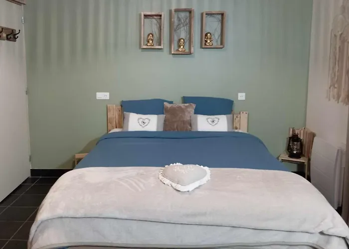 Couette-café La Guitoune - Clim, Parking Et Terrasses Privées, Entrées Indépendantes, Laroque (Herault)